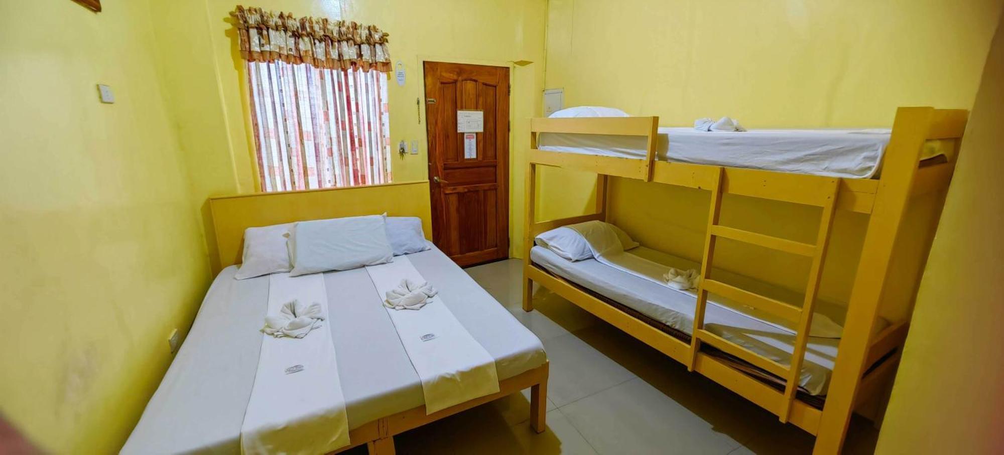 Las Residencias Bed And Breakfast Puerto Princesa Ngoại thất bức ảnh