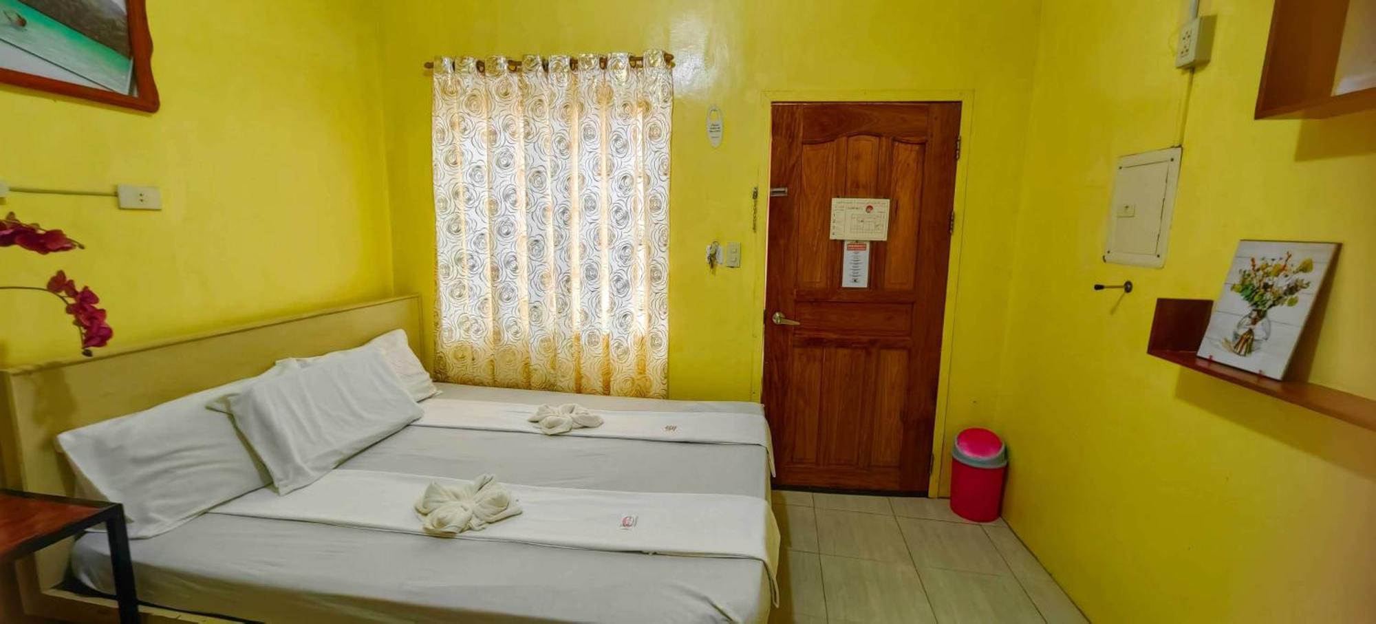 Las Residencias Bed And Breakfast Puerto Princesa Ngoại thất bức ảnh
