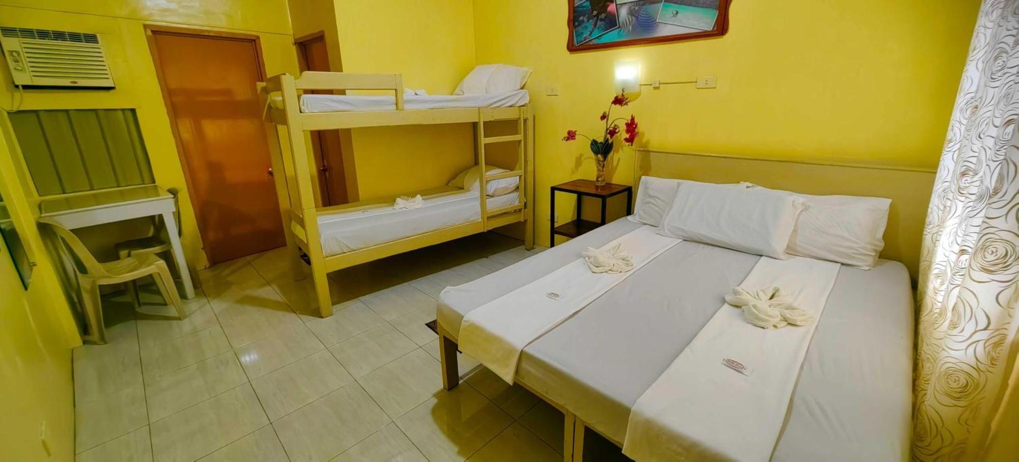 Las Residencias Bed And Breakfast Puerto Princesa Ngoại thất bức ảnh