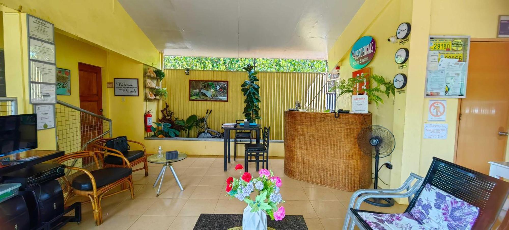Las Residencias Bed And Breakfast Puerto Princesa Ngoại thất bức ảnh