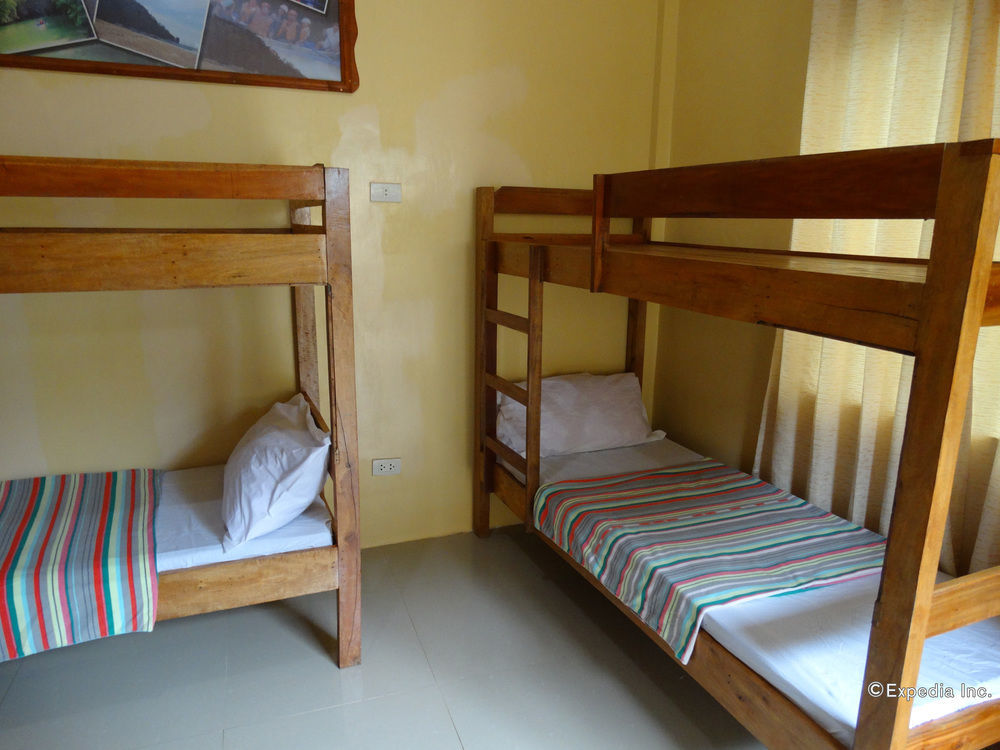 Las Residencias Bed And Breakfast Puerto Princesa Ngoại thất bức ảnh