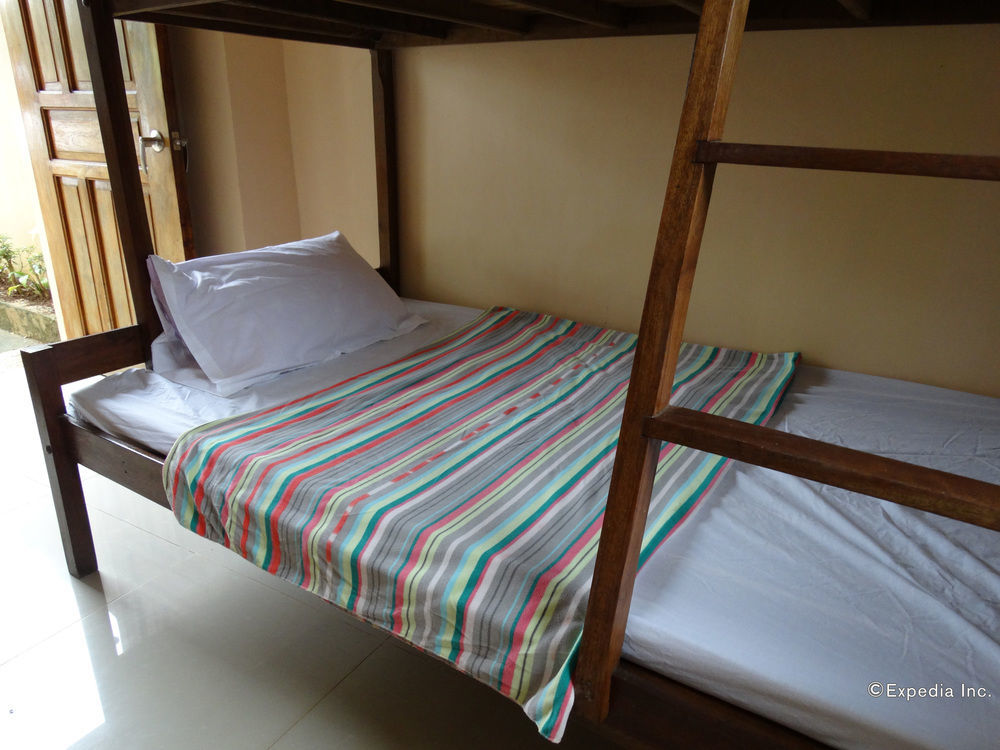 Las Residencias Bed And Breakfast Puerto Princesa Ngoại thất bức ảnh