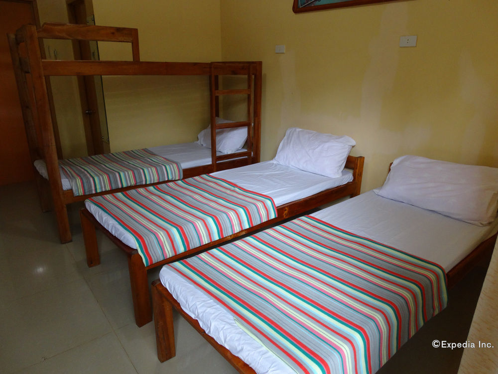 Las Residencias Bed And Breakfast Puerto Princesa Ngoại thất bức ảnh